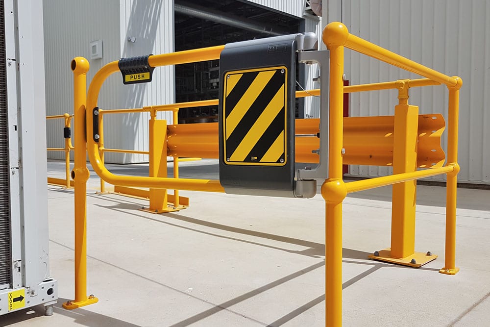 Ball Fence Swing Gate Application 4