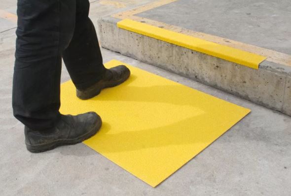 Industrial Floor Plate application