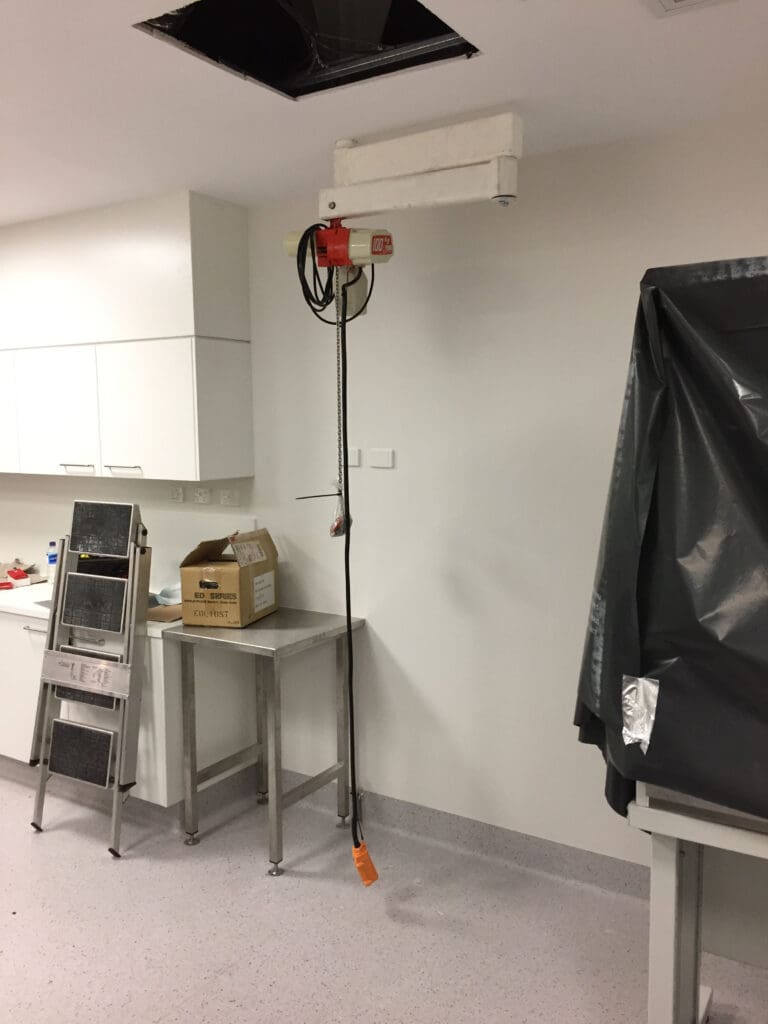 Jib Cranes Articulated Ceiling Mounted Sunshine Coast University Hospital (1)