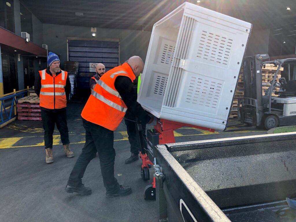 LT1001 Stillage Bin Tilter MegaBin