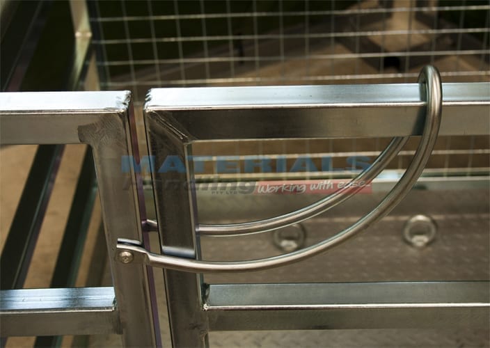 MFWP25 Forklift Mounted Work Platforms closing latch