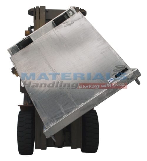 MWCB9x11 Crane Bin fork rotating