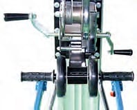 Manual winch operation