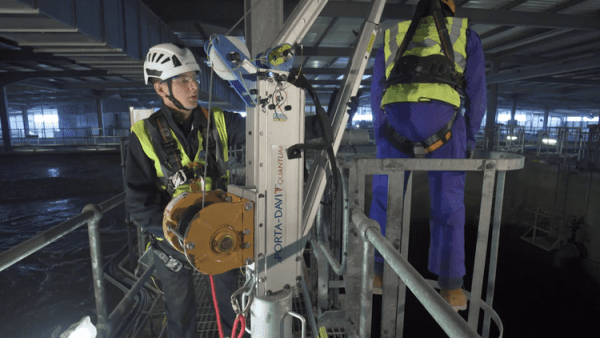 PORTA DAVIT QUANTUM Veolia Video Screen Shot