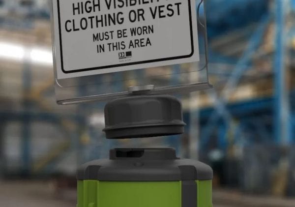 Pilot 10 M Retractable Barrier Twist lok connectivity