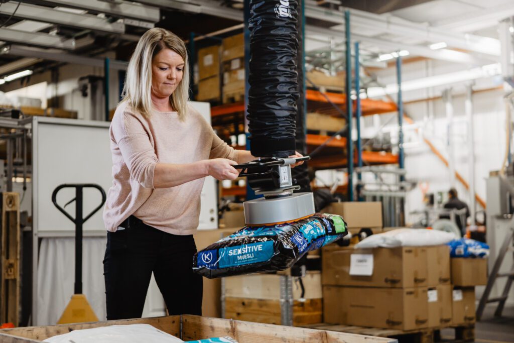 Vacuum Tube Lifter Vacuhand Pro sack bag lifting 10